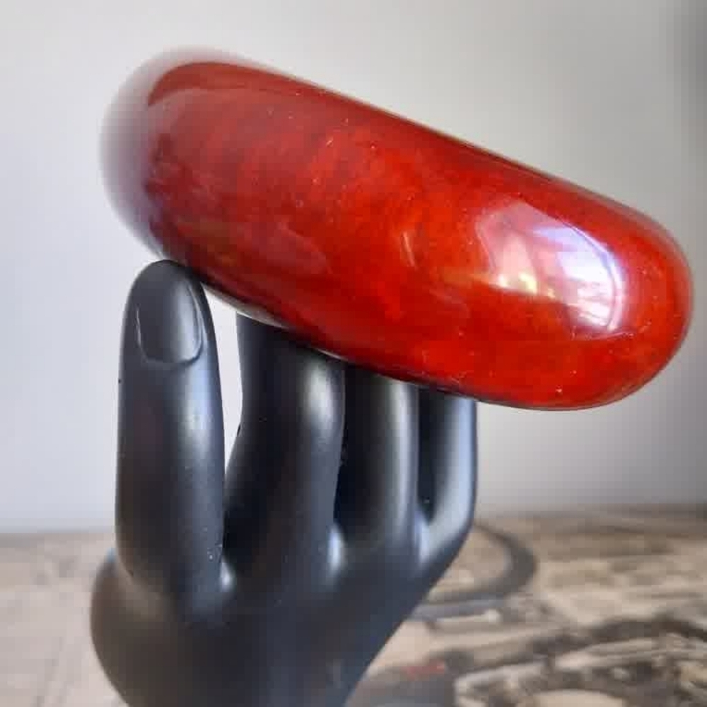 Vintage Bakelite Red Resin Dome Bangle Bracelet - Picture 4 of 16